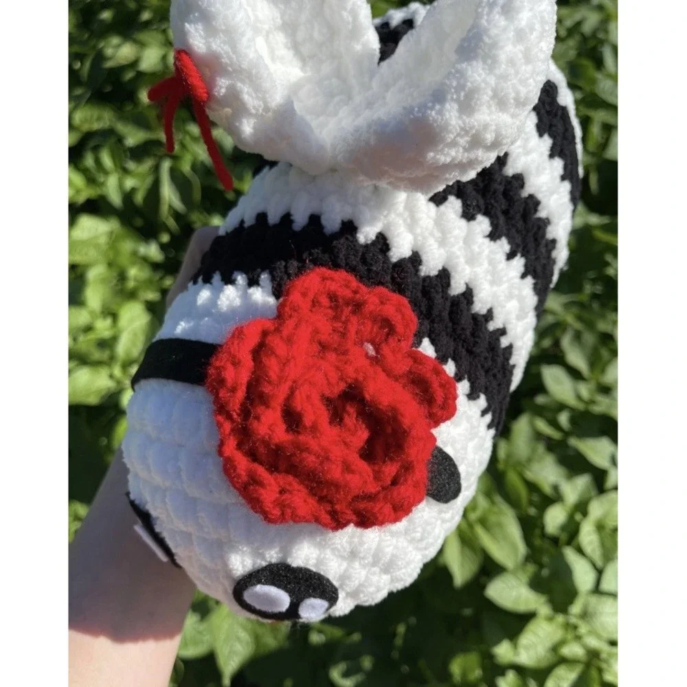 Crochet Bee Rose Red Moira Black White Striped Plush Plushie Squishy Stress Ball